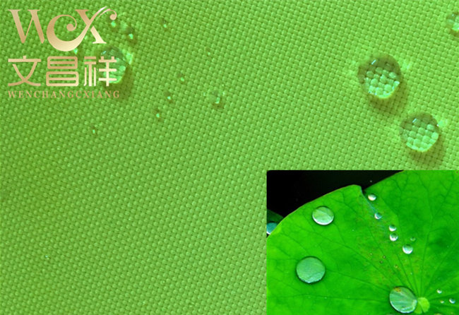 客戶當場下單600D防水牛津布，因為老客戶介紹，信任